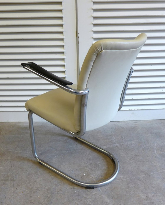 Image 1 of Poltrona vintage disegnata da Toon de Wit