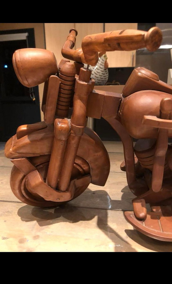 Image 1 of Motocicleta de madera hecha a mano