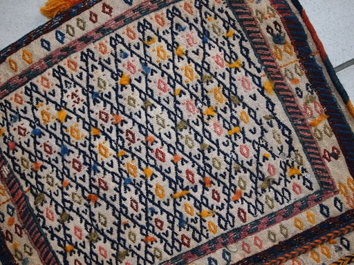 Handgefertigte antike persische Sumak-Satteltasche, doppelt, 55 cm x 100 cm, 1940er Jahre - 1C399