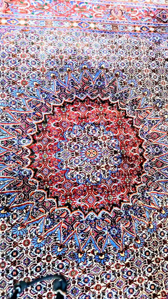 Image 1 of Antiek origineel Isfahan Perzisch oosters tapijt handgeknoopt 300x205cm TOP conditie zijde op nieuwe wol uniek