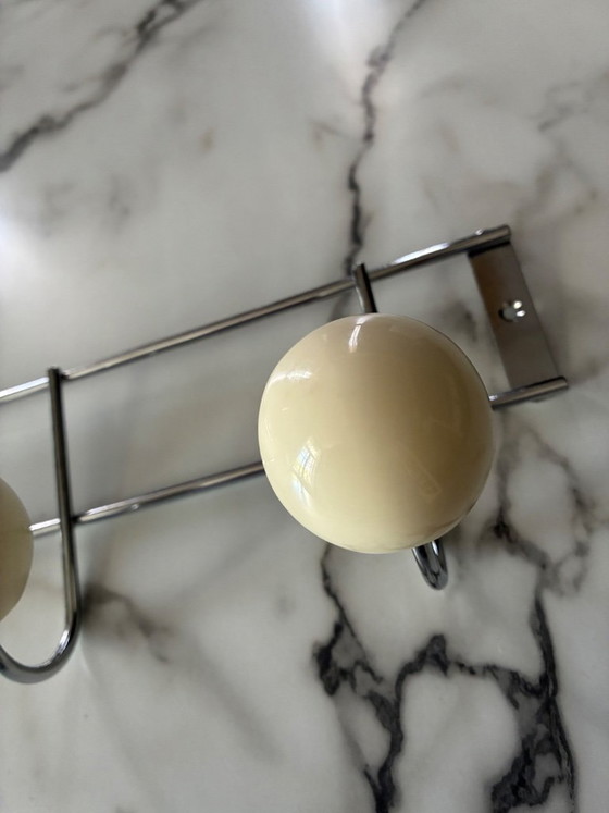 Image 1 of Ball-shaped coat rack with 3 hooks