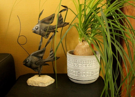 Vintage Metal Fish Sculpture on Rock Base (1960s MCM) – ongemerkt, Decorative Objects (photo 9 of 9)