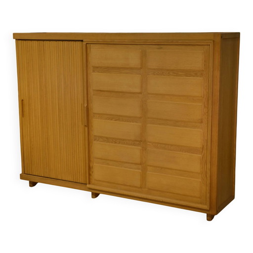 Armoire en chêne par Guillerme and Chambron années 1950