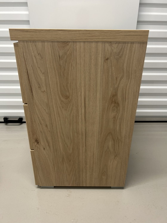 Elba Nachtkast 3 Laden Rustiek Eiken – Beter Bed, Nachtkastjes, Mdf, Metal (photo 8 of 8)