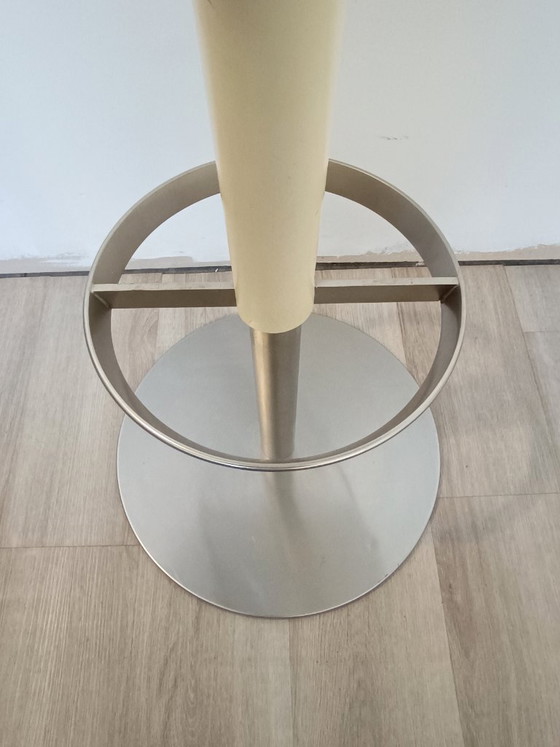 Image 1 of Ensemble de tabourets Babar par Simon Pengelly pour Arper 2006