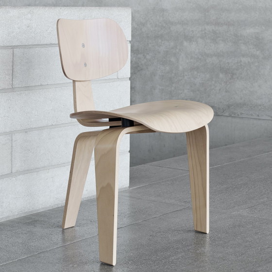 Image 1 of Wilde + Spieth 3-Legged dining chair