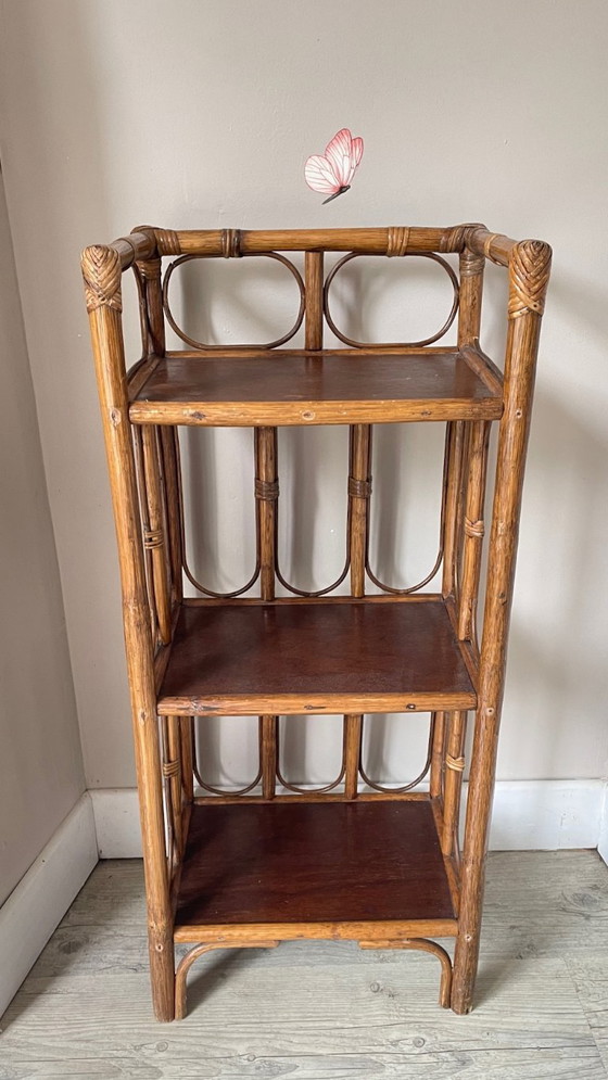 Vintage rattan bookcase shelf – Wood (photo 4 of 15)