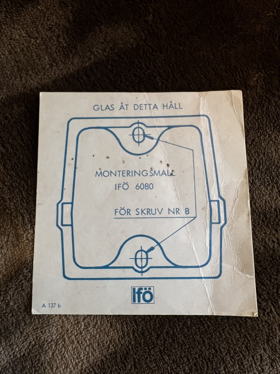 Lampada da parete vintage Ifö modello 6080 in porcellana – Marrone/Vetro opale – Con scatola e dima (photo 3 of 12)