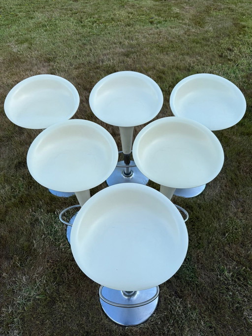 6 x white Bombo Magis bar stools