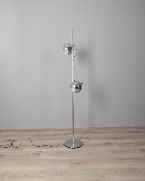 Image 1 of Vintage 70s vloerlamp chroom metaal ontwerp Goffredo Reggiani