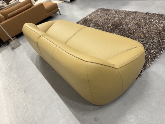 Image 1 of Divano Pode Nivti 3,5 posti Pelle Perla Salba 