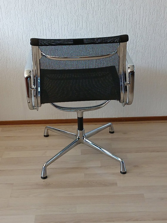 Image 1 of Silla Vitra EA 108 Netweave - Charles y Ray Eames