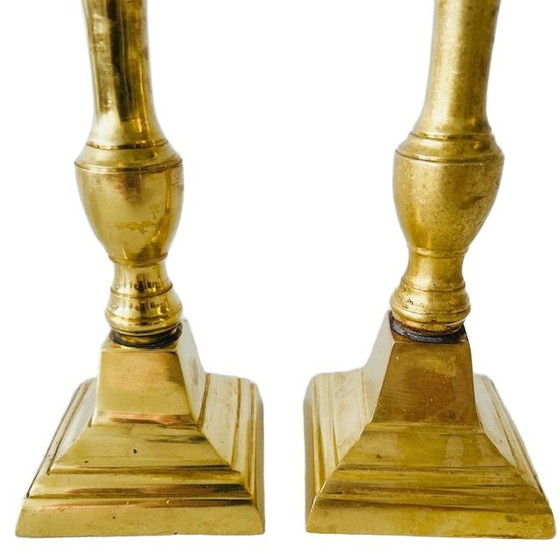 Image 1 of Juego de candelabros pesados de latón dorado flamenco cuadrado 1900s
