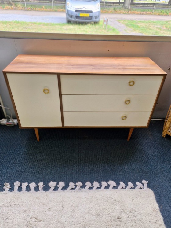 Image 1 of Mobile vintage crema / teak / maniglie in ottone anni '70