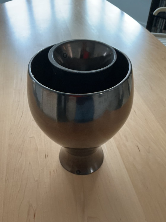 Vase JIVE, design de Ron Arad pour Cor Unum Ceramics (photo 14 of 14)