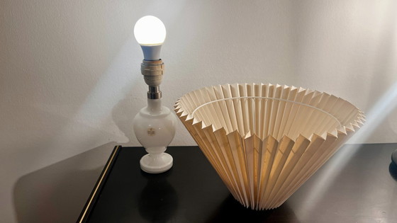 Image 1 of Holmegaard Roma Lille Lamp |Wit opaalglas| Schaduw in Le Klint-stijl