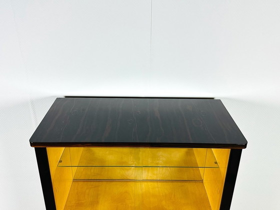 Image 1 of Art Deco vitrinekast van Macassar ebbenhout, 1940