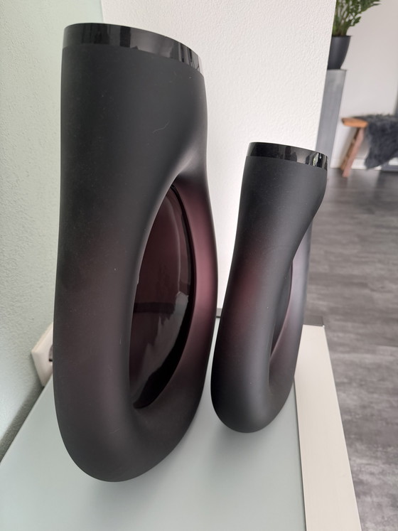 Set di 2 Vasi Design di Lusso – Vetro Nero/Viola – Stile Hotel Chic – Glass (photo 3 of 5)