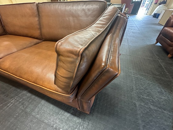 Sofa „Castle“ von Muylaart. 2,5-Sitzer – 2 Sitzer Sofas, Leather (photo 2 of 12)
