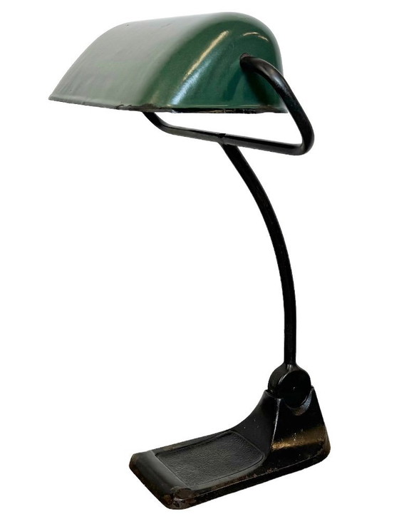 Image 1 of Lampe de table vintage en émail vert de BUR, années 1930