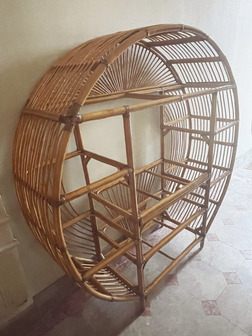 Vintage Round Bamboo Wall Rack