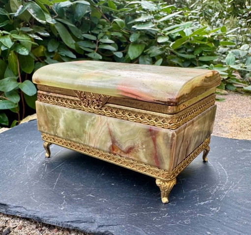 Onyx sieradendoos jaren 60 Italië