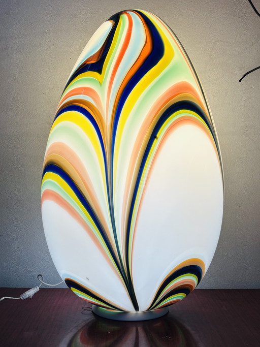 Bunte Eier-Tischlampe