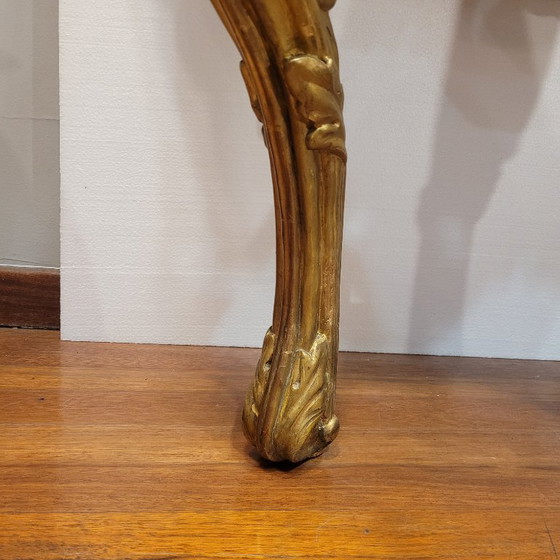 Image 1 of Consolle a muro, in legno intagliato e dorato, stile Luigi XV, XVIII secolo – Francia