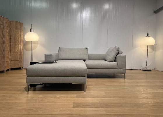 NIEUWSTAAT Design on Stock Aikon Hoekbank + Hocker – Hoekbanken, Other (photo 3 of 14)