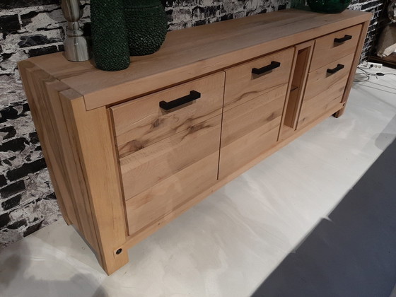 Image 1 of Credenza Henders & Hazel Maitre