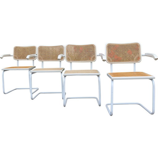 Conjunto de 4 sillones vintage modelo B32 en acero tubular blanco de Marcel Breuer, Italia 1970
