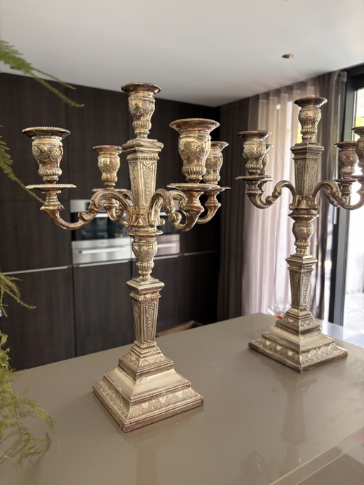 2 Beautiful genuine silver candlesticks, weight 3.4 kg – kandelaars en kaarsen
