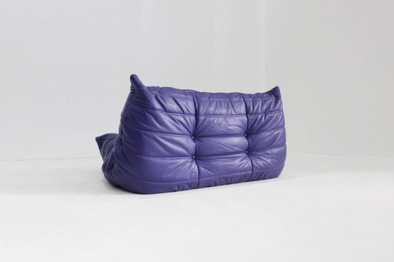Image 1 of Divano vintage a 2 posti Togo in pelle viola di Ligne Roset, anni '90.