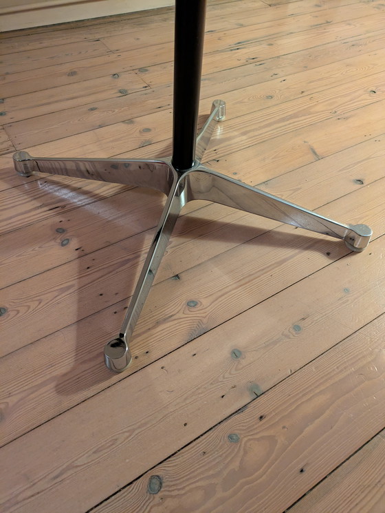 Image 1 of Tavolo rotondo vintage Herman Miller Eames