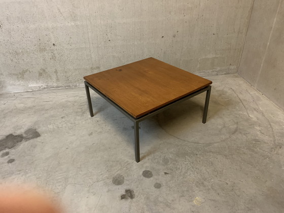 Image 1 of Table basse Pastoe 65x65x35 cm