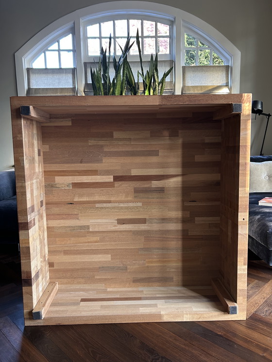 Image 1 of Robuster Couchtisch aus Mischholz