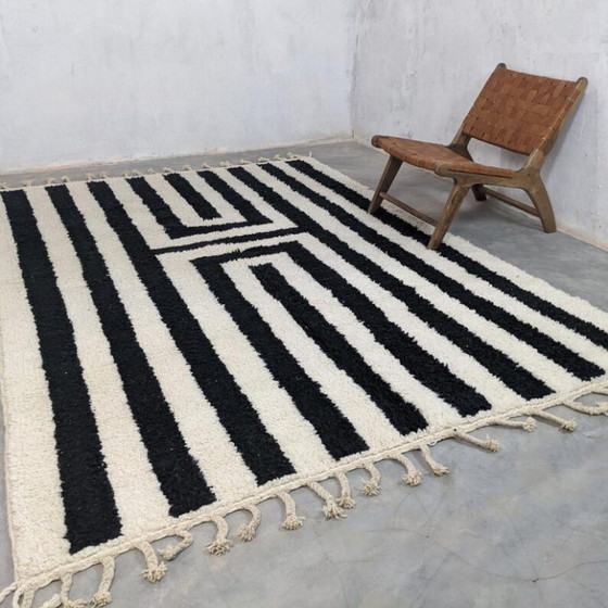 Image 1 of Tapis berbère en laine authentique 250cmx150cm