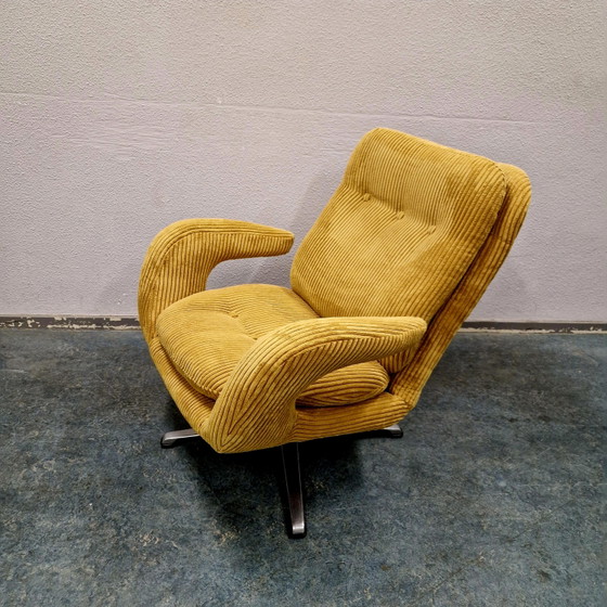 Romefa Noordwolde Enrico Wallès Draaifauteuil Nieuw Bekleed Ribstof – Draaistoelen, Metal, Textile (photo 5 of 11)