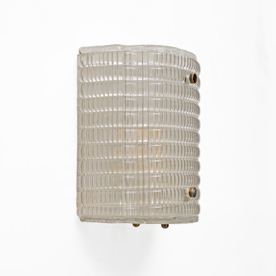 Image 1 of Set van twee wandlampen van Murano-glas met geribbelde textuur.