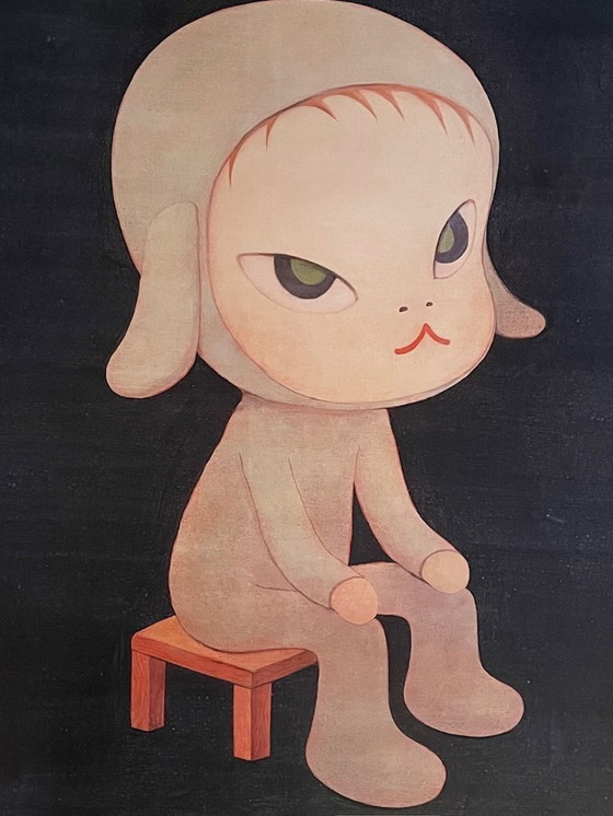 Image 1 of Yoshimoto Nara, Sleepless Night (Zittend), 1997, met dank aan Rubell Museum, copyright Yoshitomo Nara, Gedrukt in Duitsland