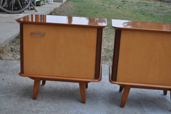 Comodini Mid-Century, anni '50, set di 2 – Legno, Mid Century Modern (photo 3 of 8)