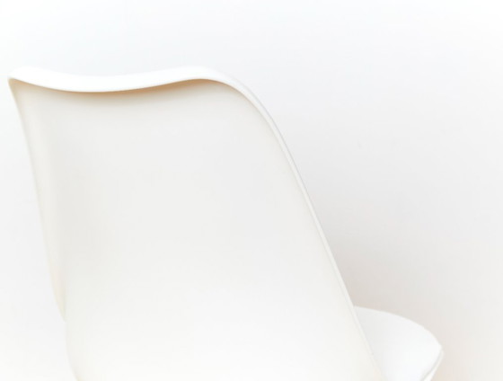 Image 1 of Silla Tulipán n.º 151 de Eero Saarinen para Knoll International
