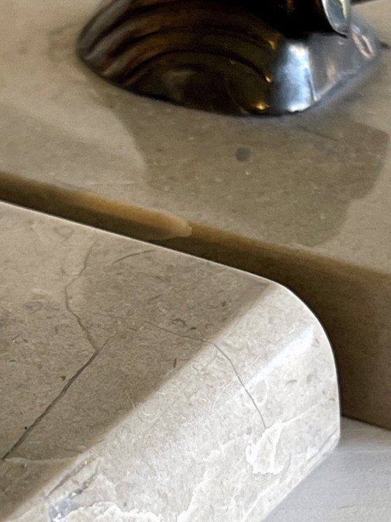 Image 1 of Serre-livres Art Déco bouquetins en régule patiné sur socle marbre taupe – paire années 1930