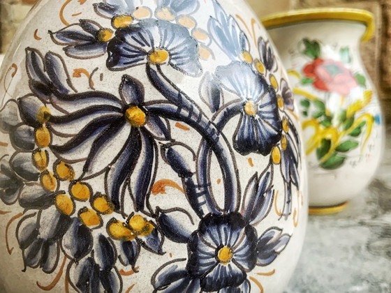 Image 1 of Coppia caraffe anni 60/80 aritistiche deruta 