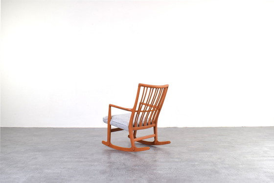 Image 1 of Chaise à bascule ML33 en chêne par Hans J. Wegner pour A/S Mikael Laursen, années 1950