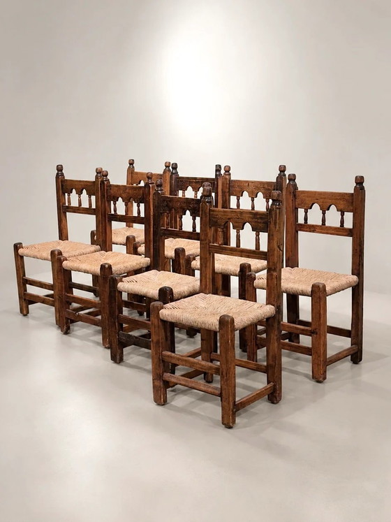 Set van 8 brutalistische, handgesneden eetkamerstoelen, Spanje (photo 2 of 8)