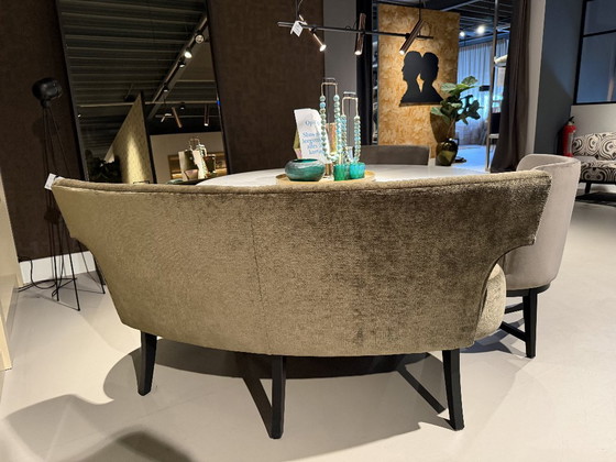 1 Banco de comedor redondo fabricado por Rupert, modelo Maxime. – Velvet, Wood (photo 3 of 5)