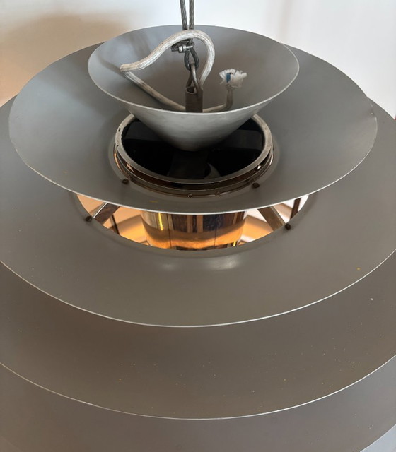 Image 1 of PH Louvre Louis Poulsen-lamp