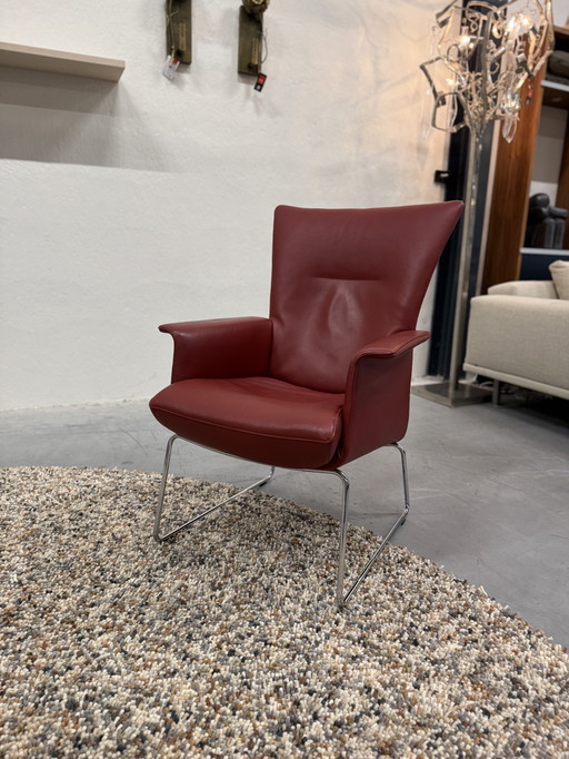 Poltrona Jori Aida Schienale alto in pelle rossa