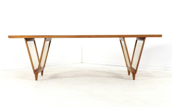 Image 1 of Vintage salontafel notenhout noten ''Deinum'